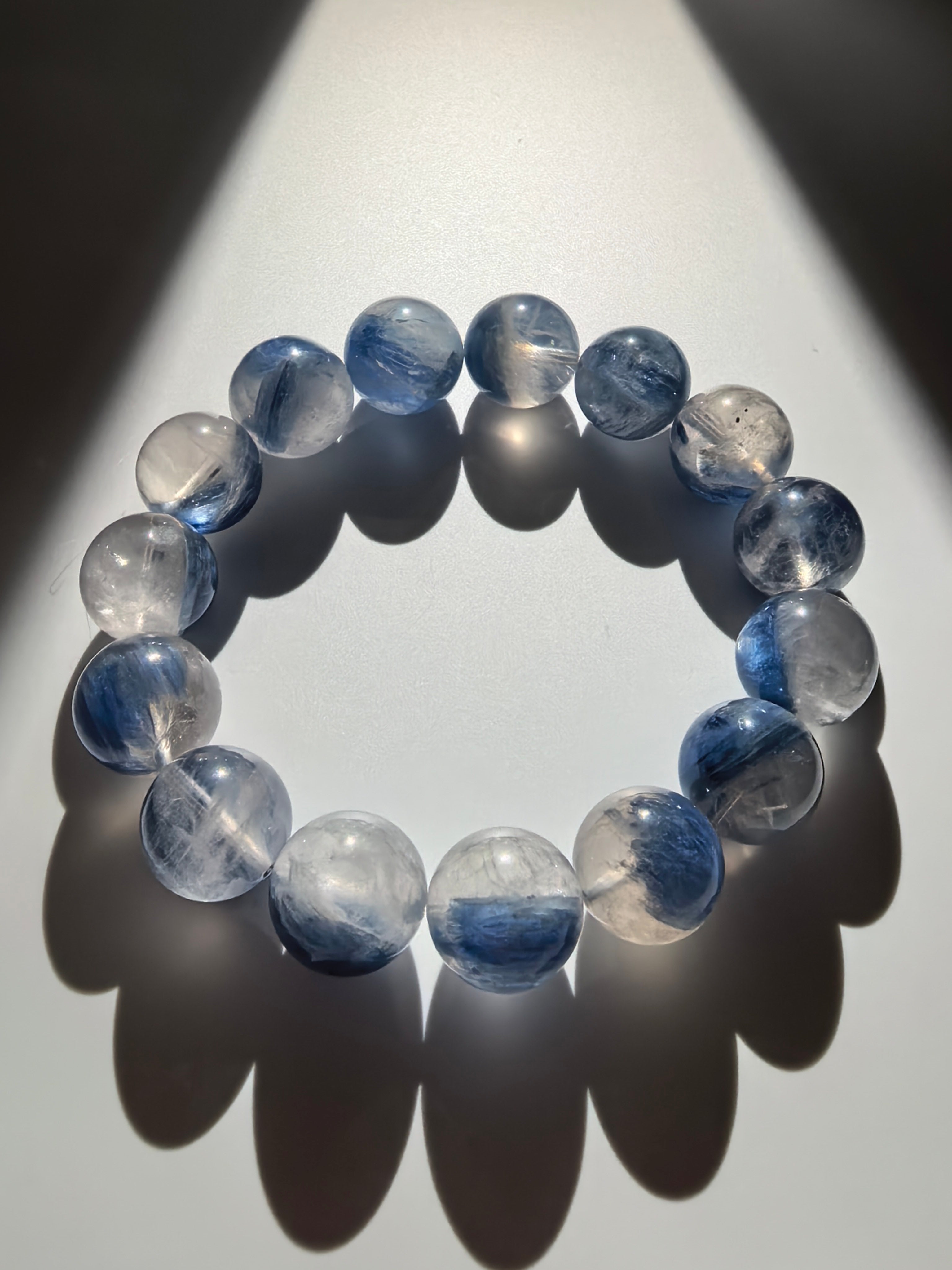 Kyanite – Qurelia Aura Crystals